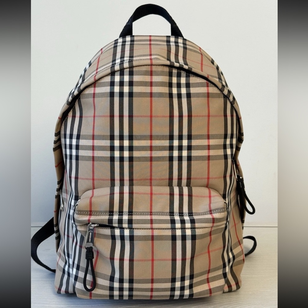 Burberry Jett Backpack Vintage Check
Canvas Medium